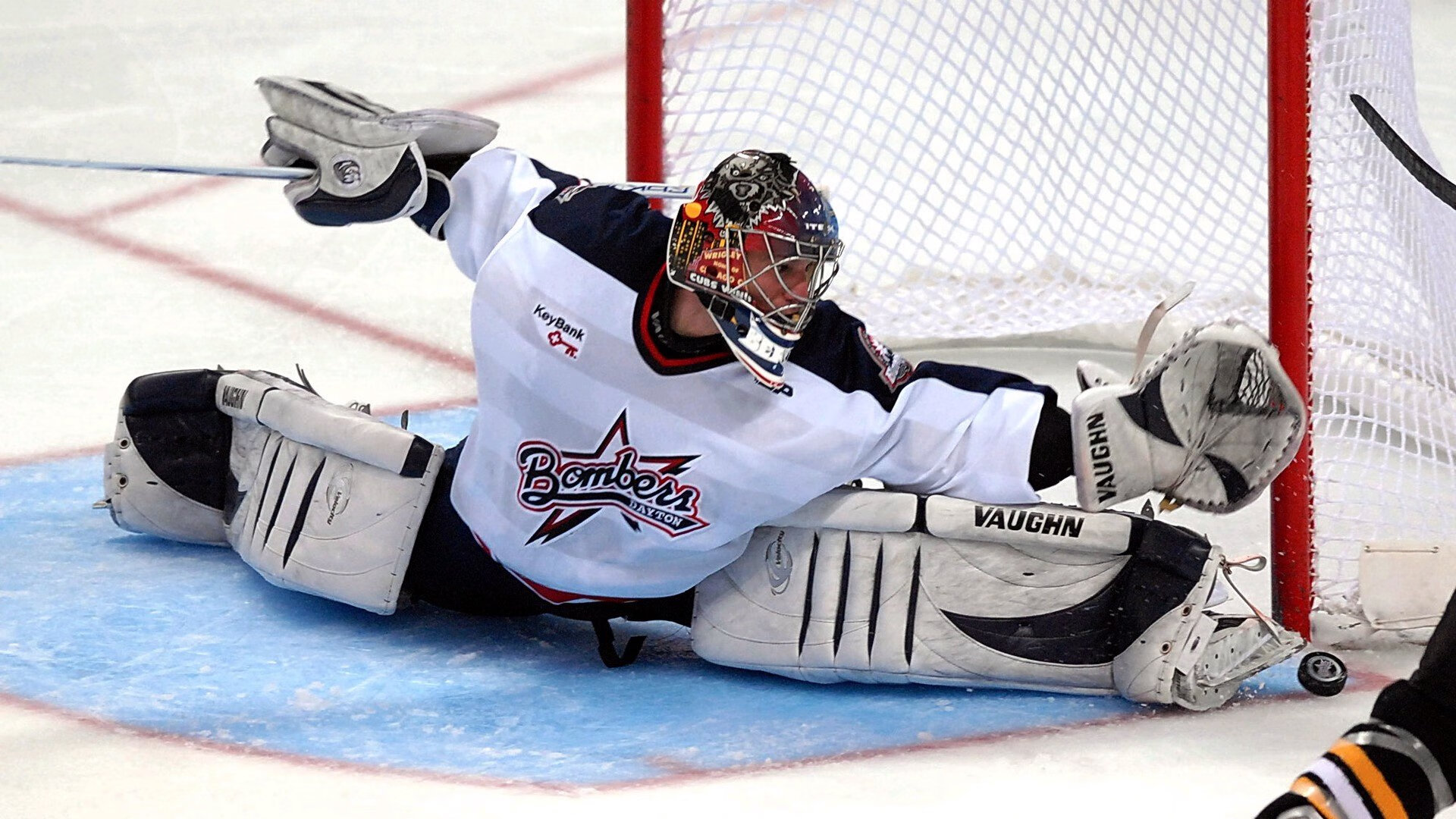 爱游戏网页版-电竞选手的训练日常：高强度训练与心理调节，电竞选手的训练内容